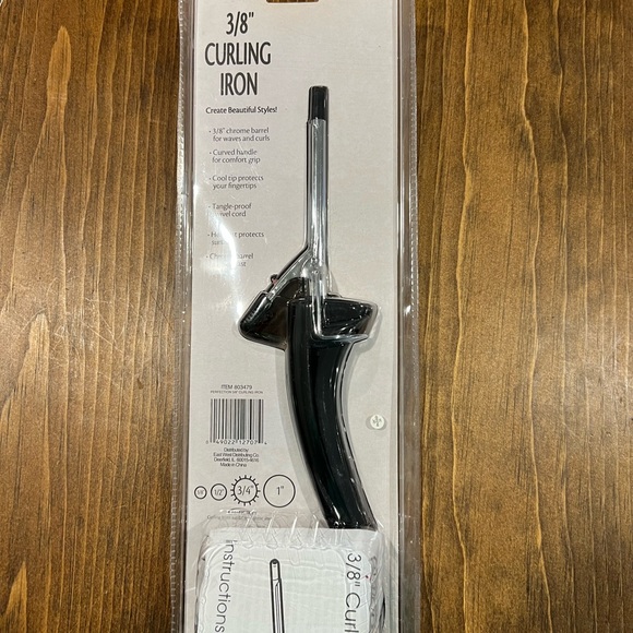 3/8” curling iron - Picture 2 of 4